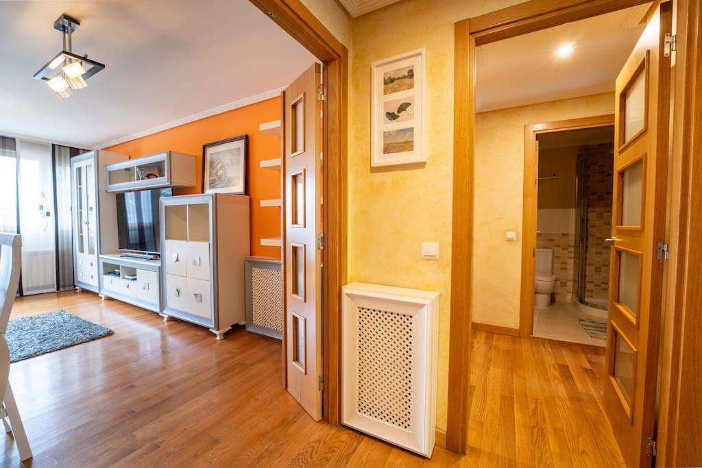 Apartamento En El Corazon De La Ciudad Con Parking Santander Exteriör bild
